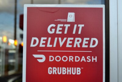 Chicago Sues Grubhub and DoorDash for Allegedly Scamming Basically Everyone