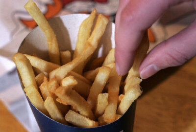 Manitobans have a craving for fries, butter chicken and red velvet cake: report